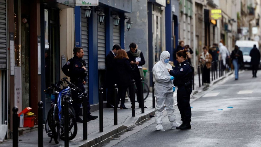 Kẻ nổ súng sát hại 3 người ở Paris là phần tử cực hữu